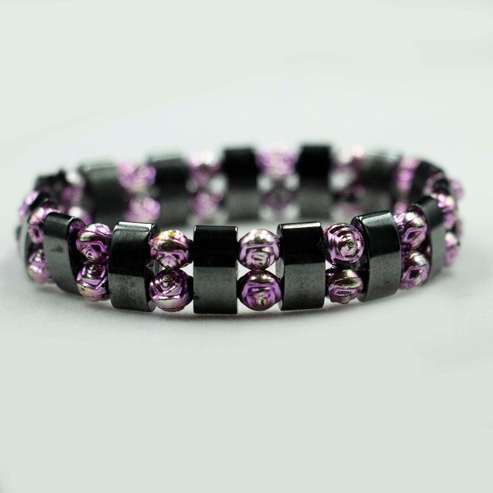 LIGHTLY MAGNETIC HEMATITE & LAVENDER ROSE FLOWER BEAD STRETCH BRACELET - JBHFRG1